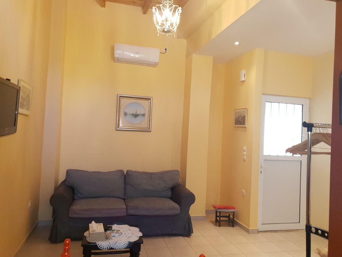 Angeliki's Apartment Athene Buitenkant foto